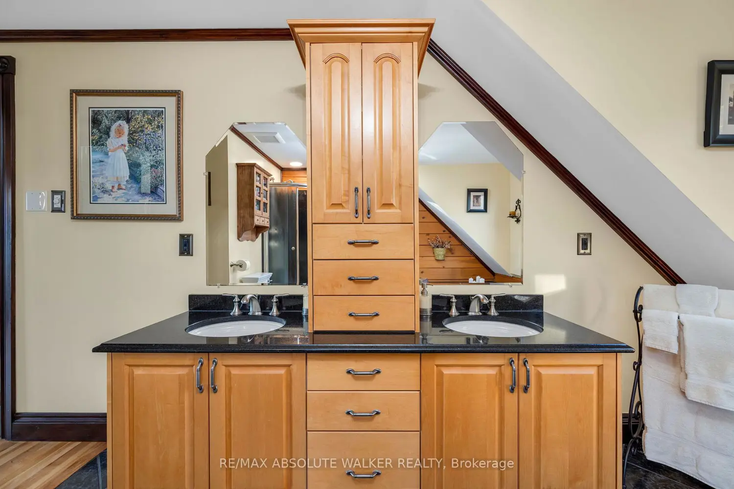 Additional image 9 of 880 Townline Road