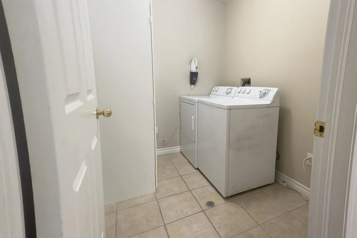 Additional image 9 of 401 Birmingham Street 211
