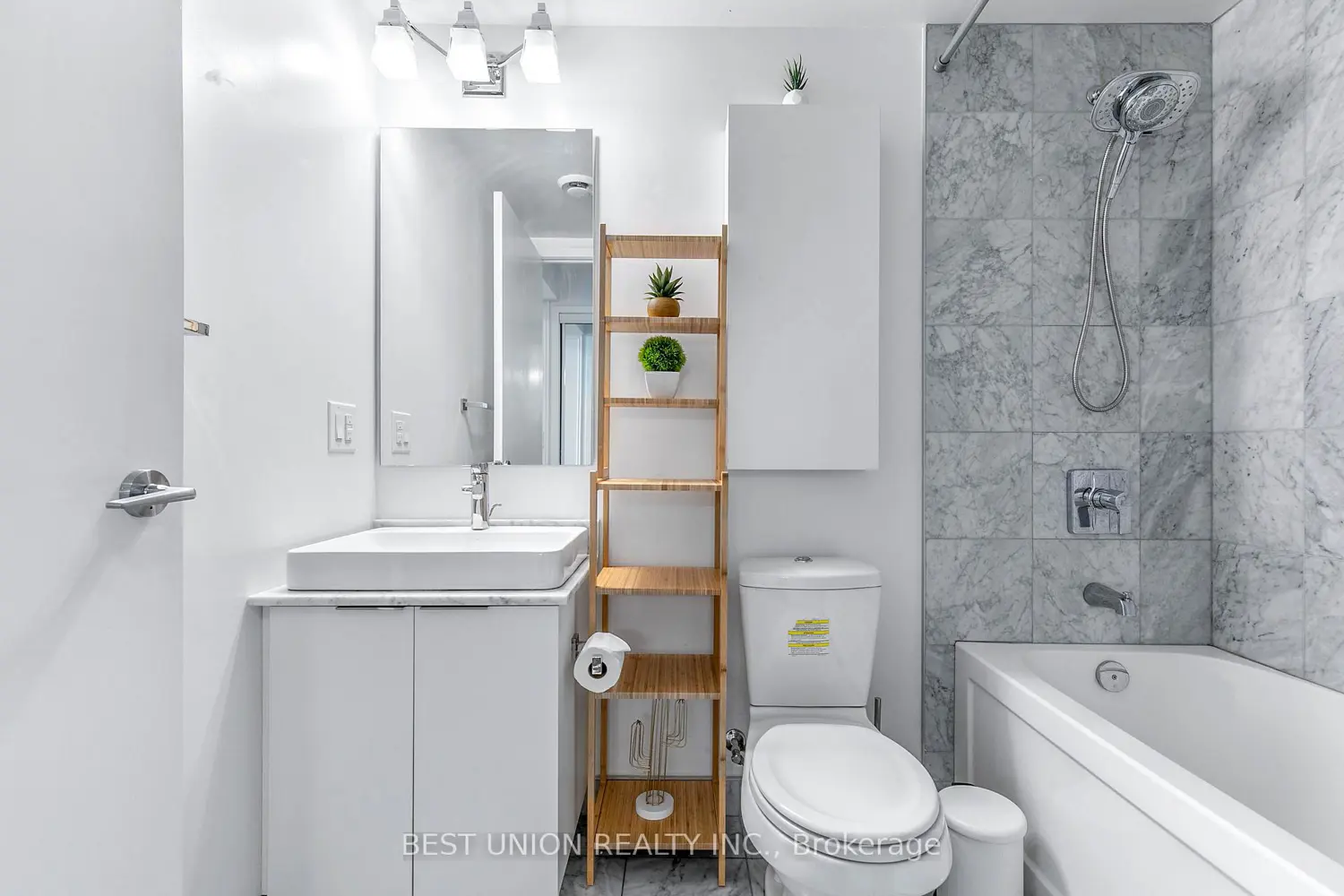 Additional image 17 of 14 York Street 6406