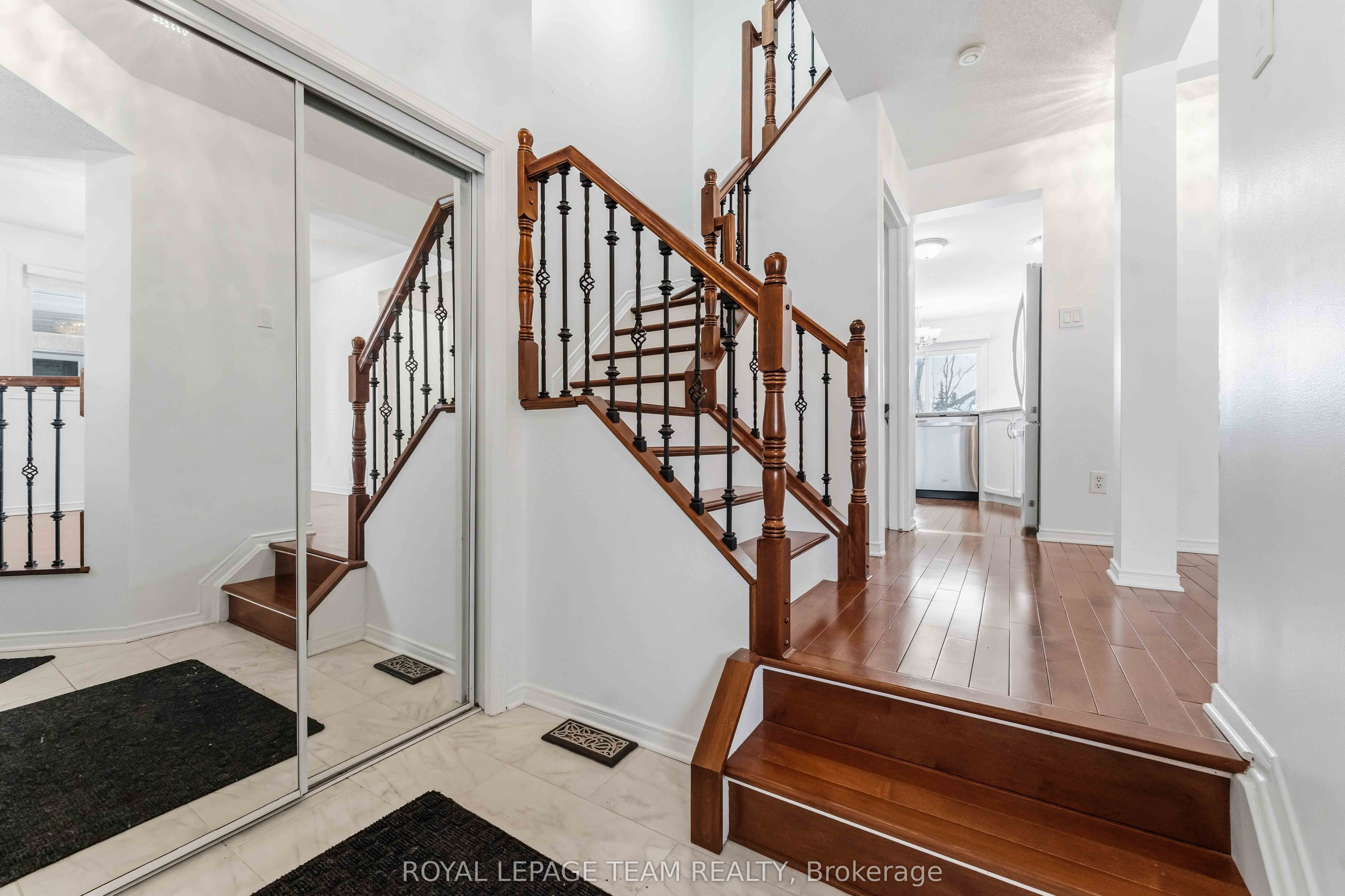 Additional image 4 of 27 Highmont Court, Ottawa, ON, K2T 1B3