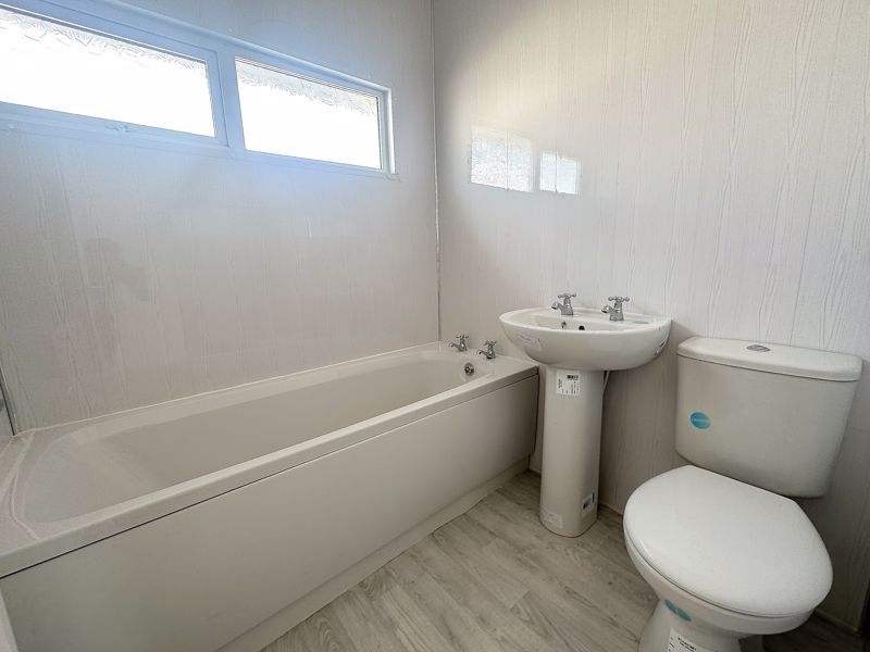 Additional image 6 of 2 bed detached bungalow to rentMaple Avenue, Scunthorpe DN15
