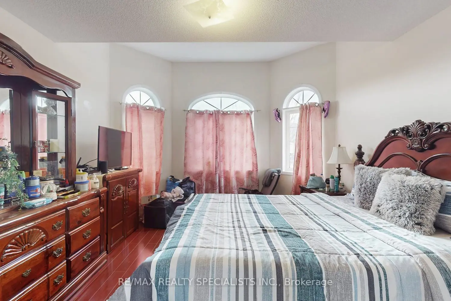 Additional image 11 of 13 Ledgerock Road