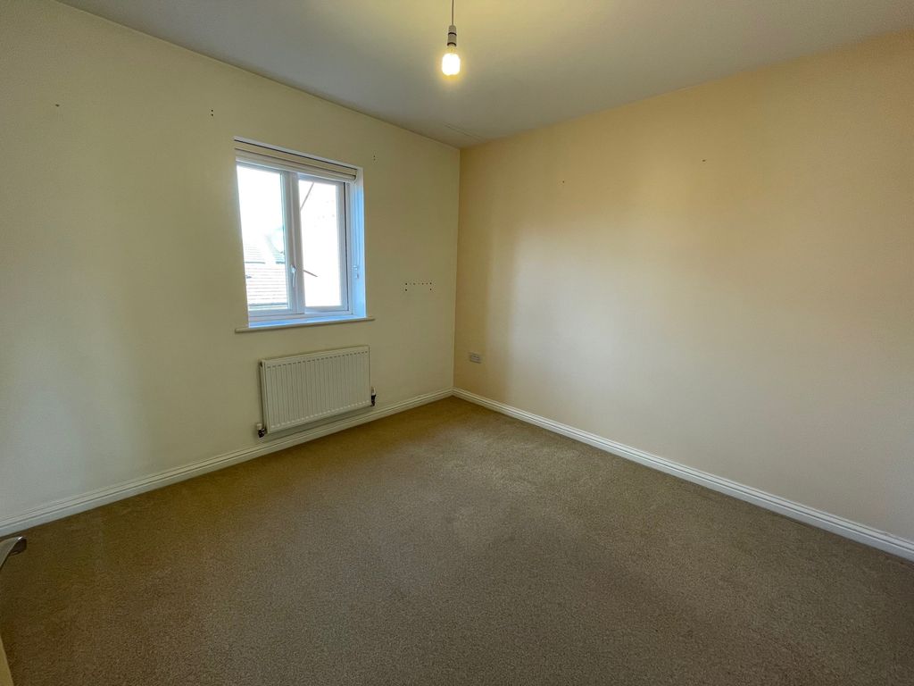 Additional image 8 of 4 bed property to rentCooper Road, Peterborough PE4