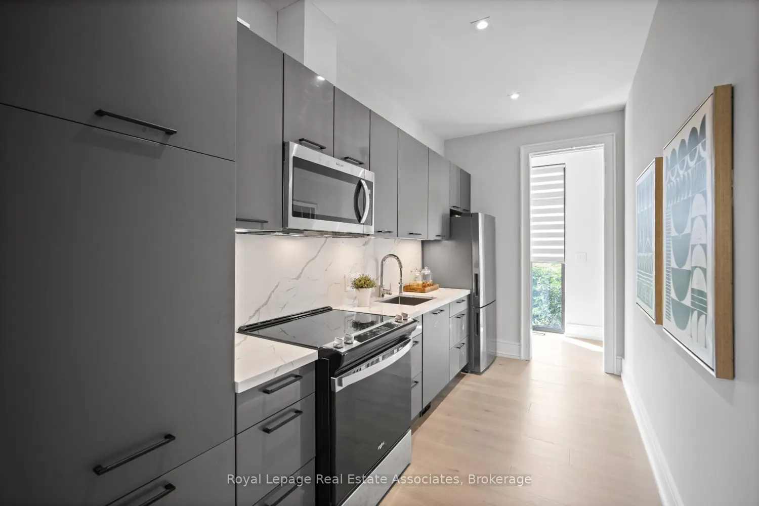 Additional image 6 of 2 River Road