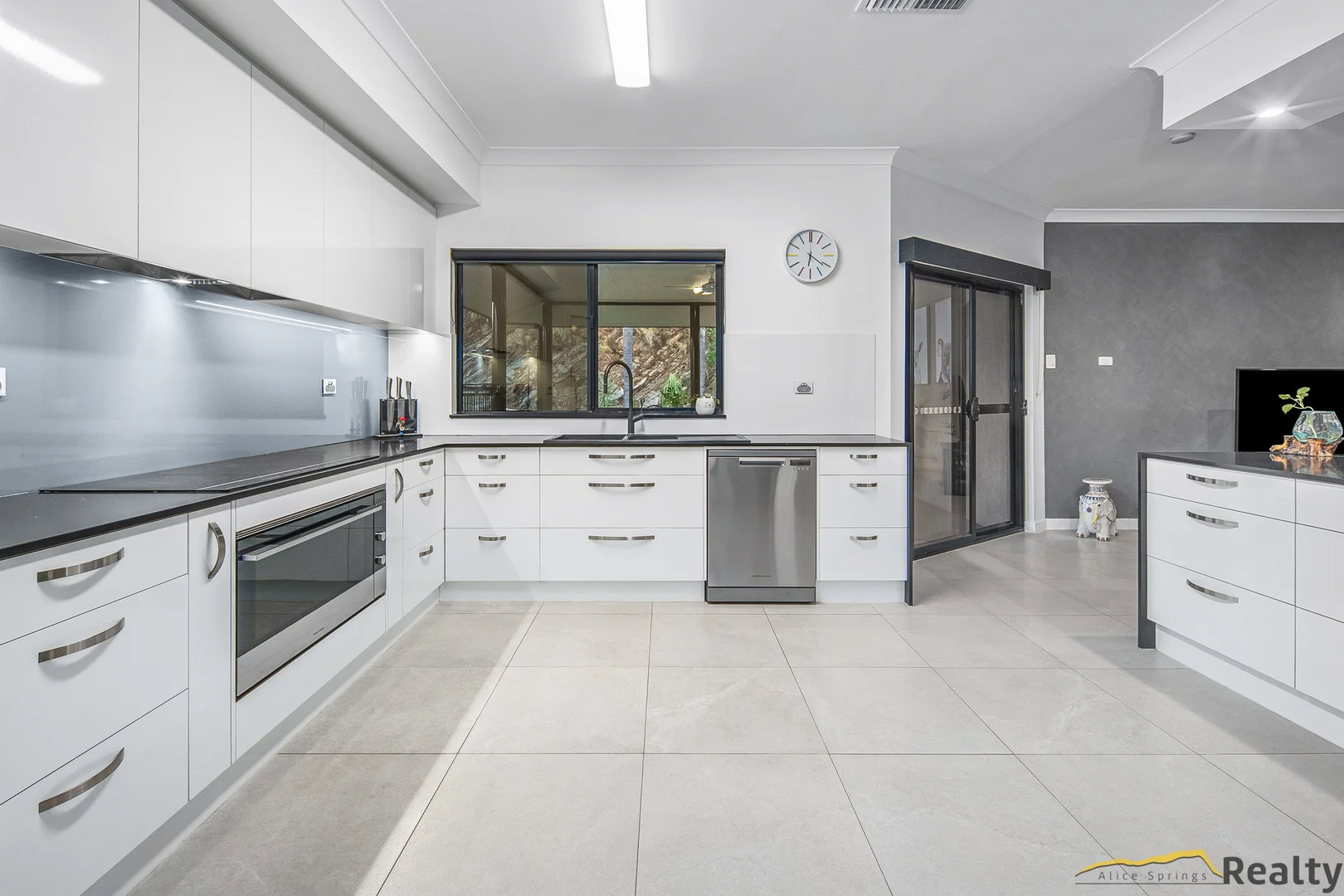 Additional image 10 of 9 Terry Court, Araluen NT 0870