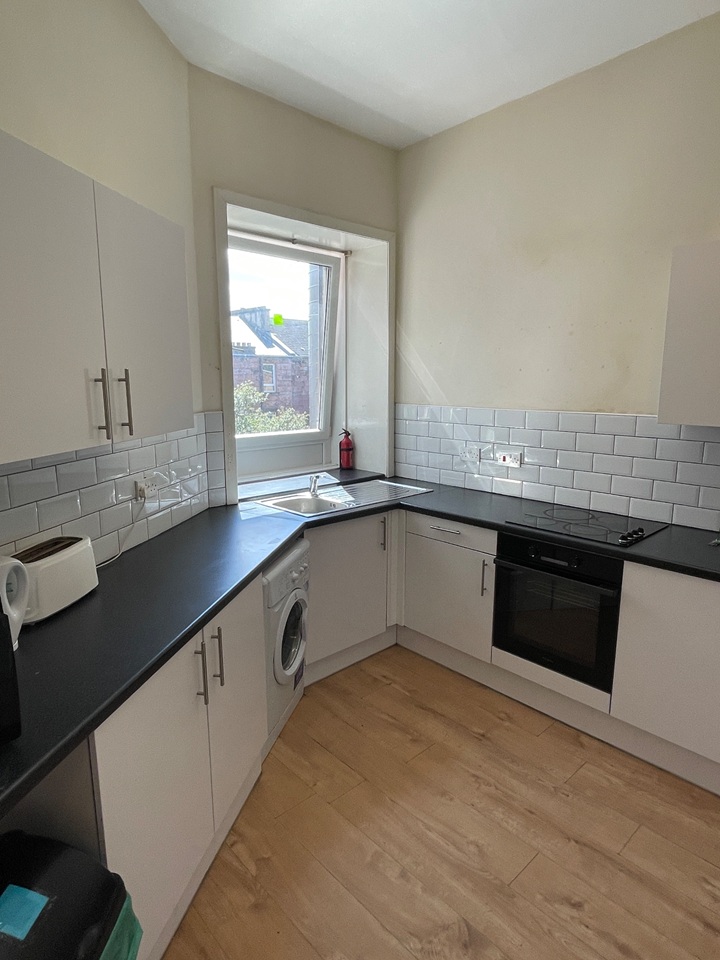 Additional image 7 of 4 Bed Flat, Barrington Drive, G4, N1 7GU