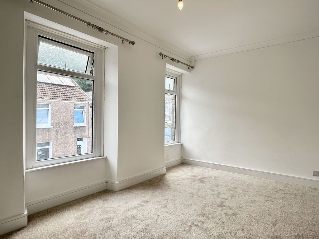 Additional image 3 of 2 bed terraced house to rentThomas Street, Neath SA11