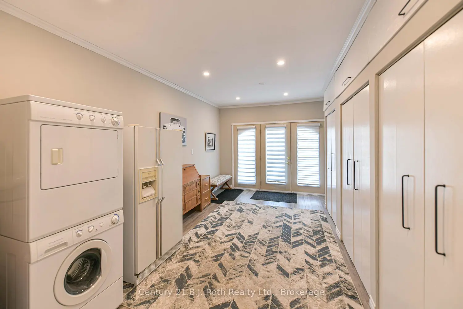 Additional image 11 of 215 Park Street