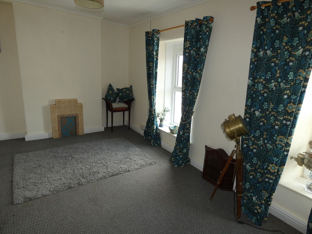 Additional image 2 of 1 bed flat to rent95B Cimla Road, Neath, Neath Port Talbot. SA11