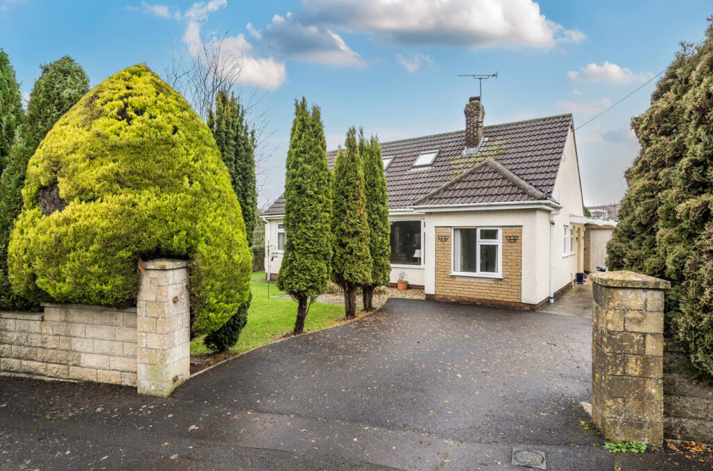 St Johns Crescent, Midsomer Norton, BA3