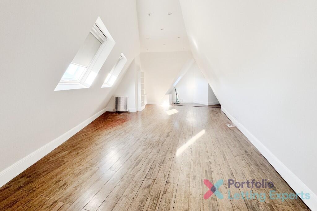 Additional image 5 of First Months Rent Free! Professional Families - Completely Refurbished 3 Bedroom Flat on Post Office Road!