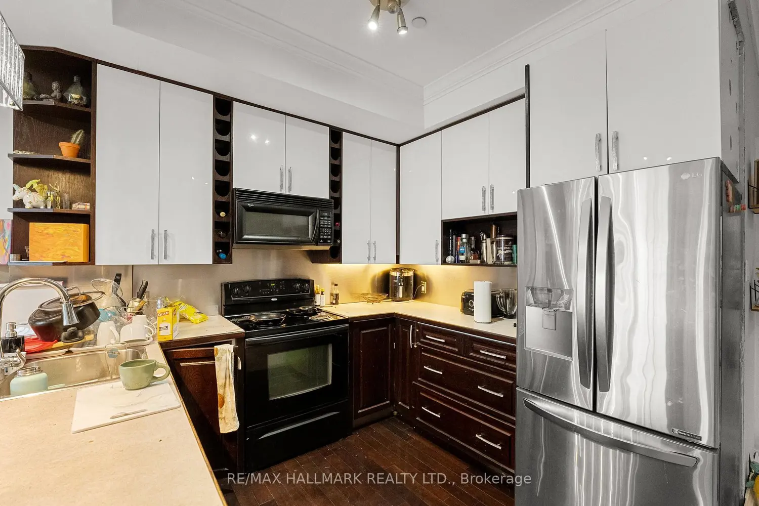 Additional image 14 of 2151 Danforth Avenue