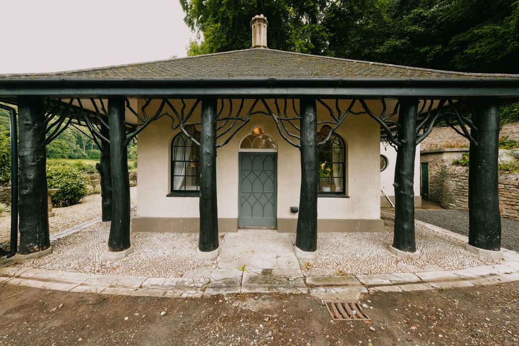 1 bed cottage to rentThe Lodge, The Coombe, Blagdon, Bristol BS40
