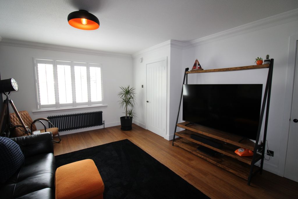 Additional image 3 of 3 bed terraced house to rentBrodie Park Crescent, Paisley PA2