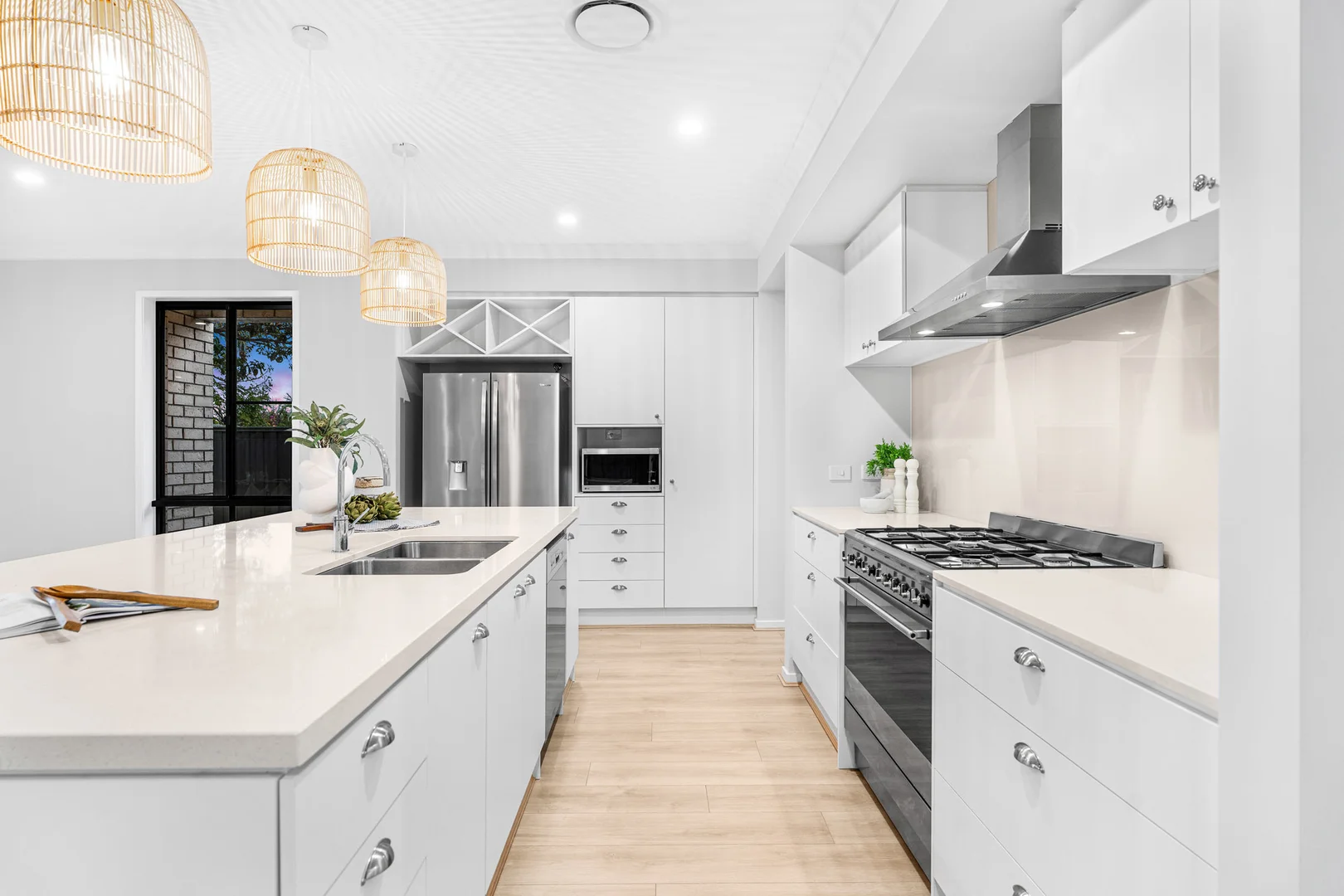 Additional image 3 of 54 Regent Street, Wynnum West QLD 4178