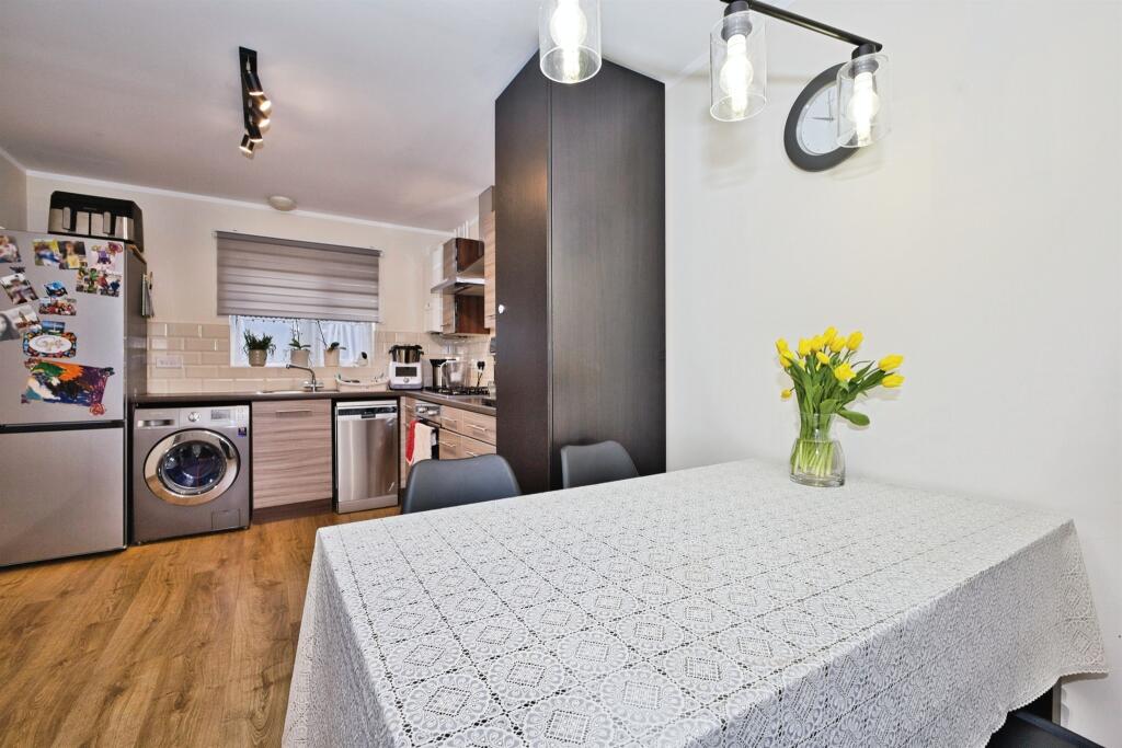 Additional image 4 of Kite Place, Brympton, Yeovil