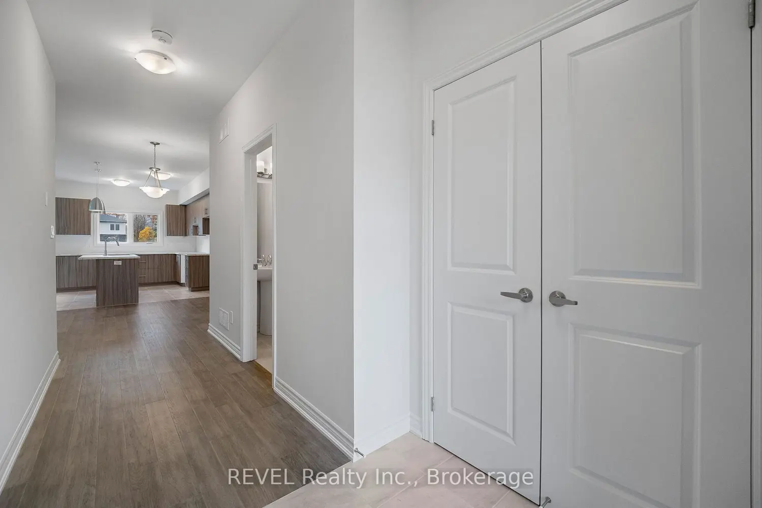 3281 Dominion Road photo 2