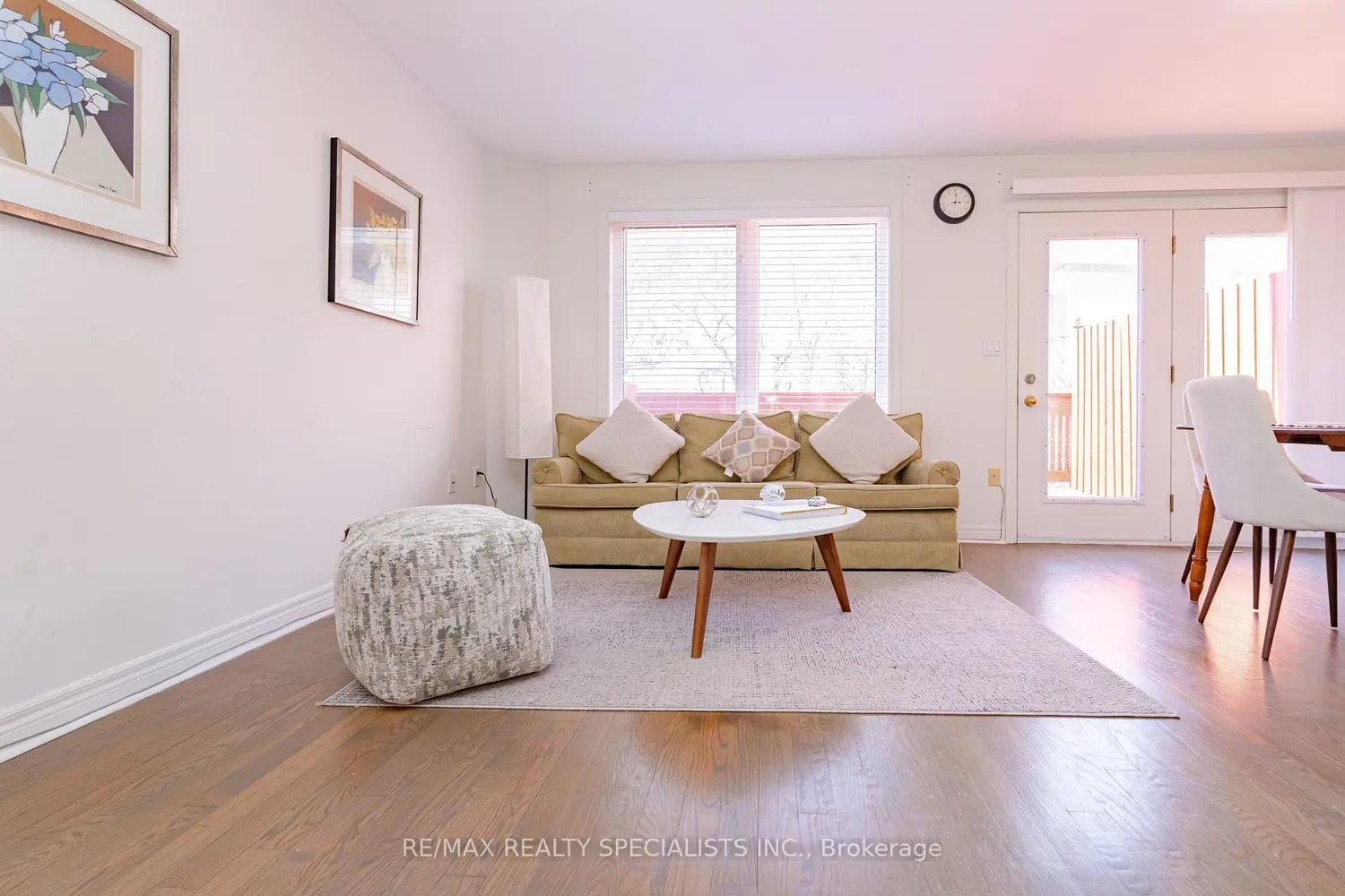 8A Hainer Street photo 2
