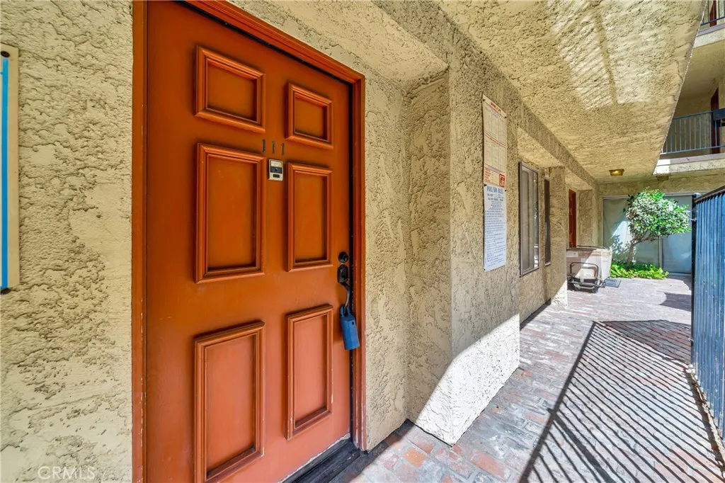 Additional image 3 of 21219 Roscoe Blvd. Unit 111, Canoga Park, CA 91304