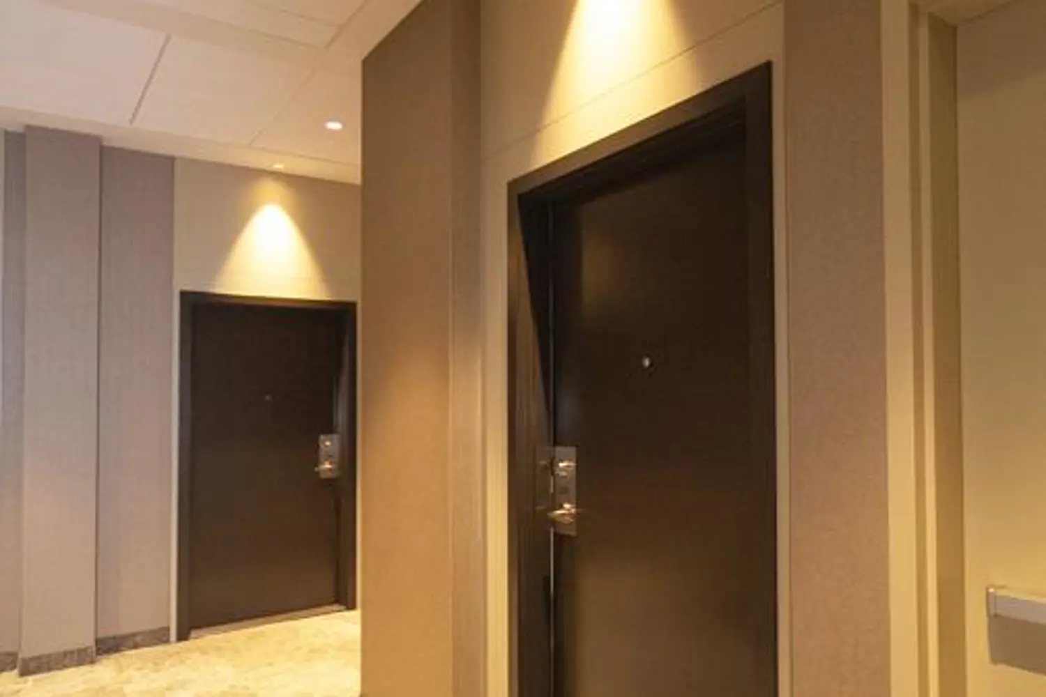 Additional image 2 of 38 Honeycrisp Crescent 308E