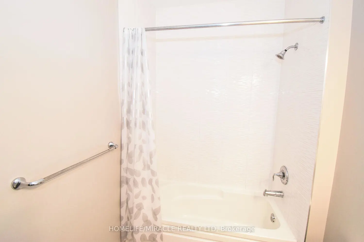 Additional image 17 of 102 Grovewood Common 632