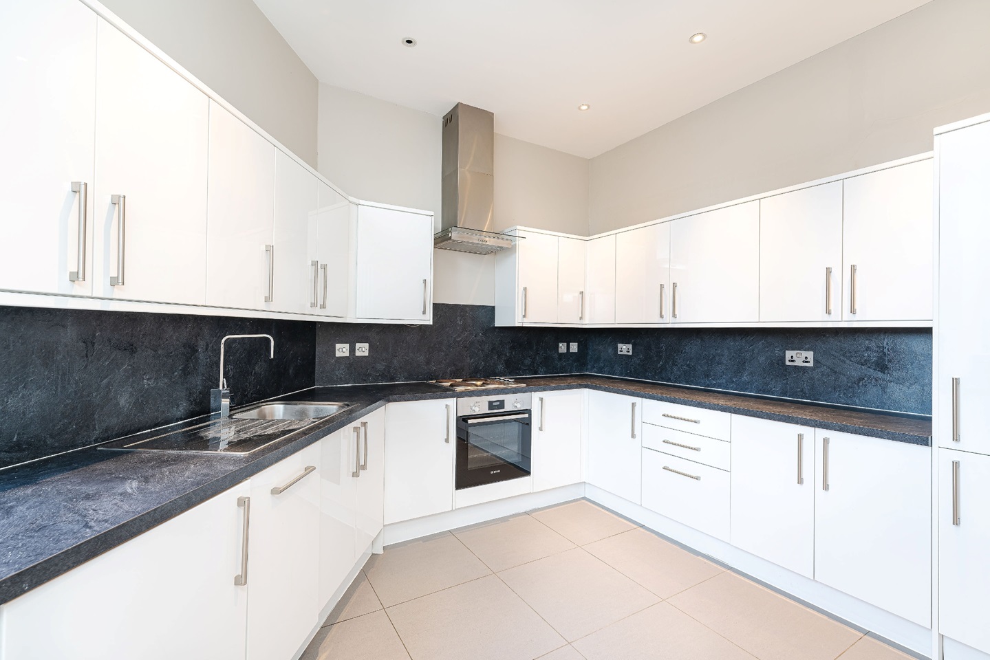 Additional image 4 of 3 Bed Flat, Coates Place, EH3, N1 7GU