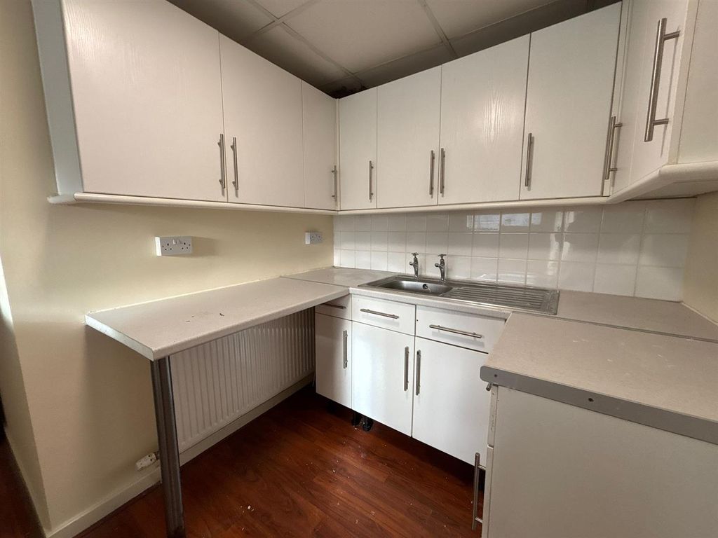 Additional image 27 of 3 bed property to rentHigh Street, Cefn Coed, Merthyr Tydfil CF48