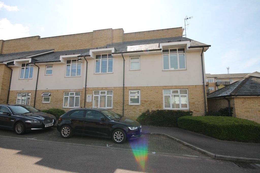 1 bed farm to rentSharps Court SG4