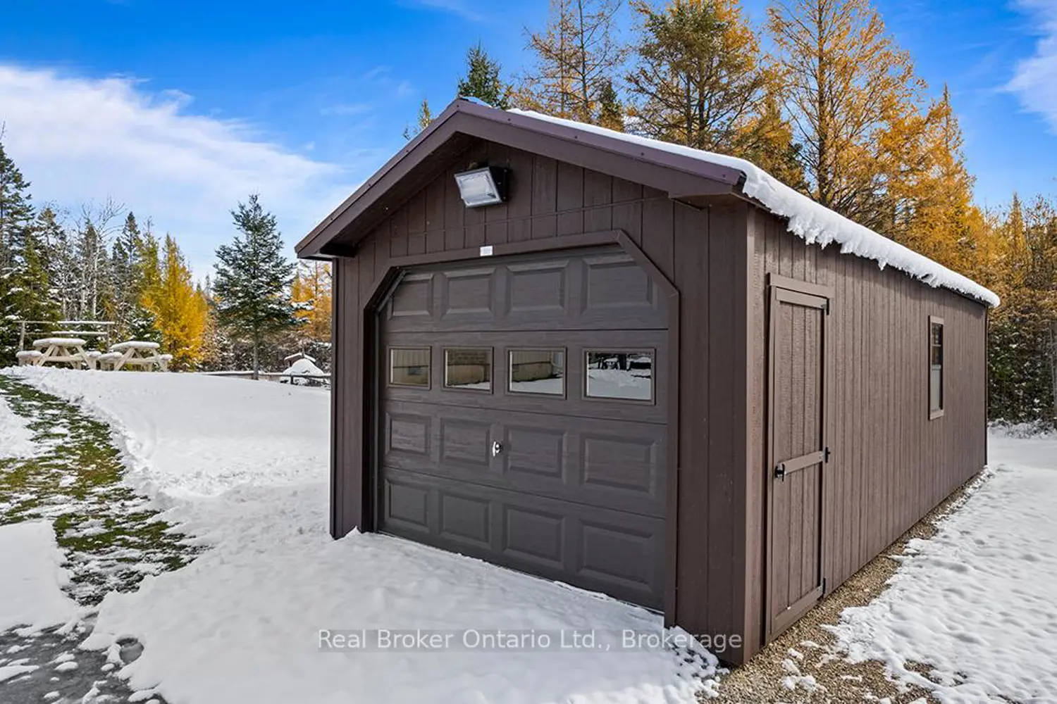 Additional image 19 of 290 Myles Bay Shore Road