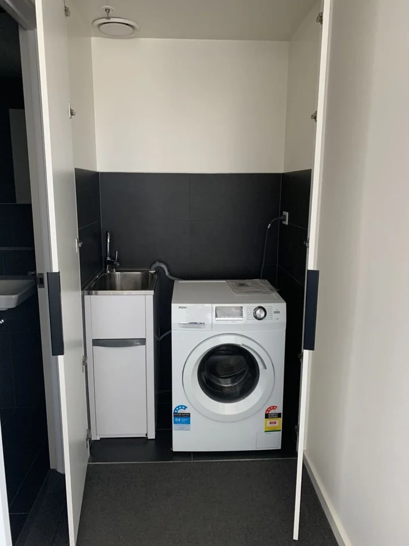 Additional image 22 of 1305E/888 Collins Street, Docklands VIC 3008