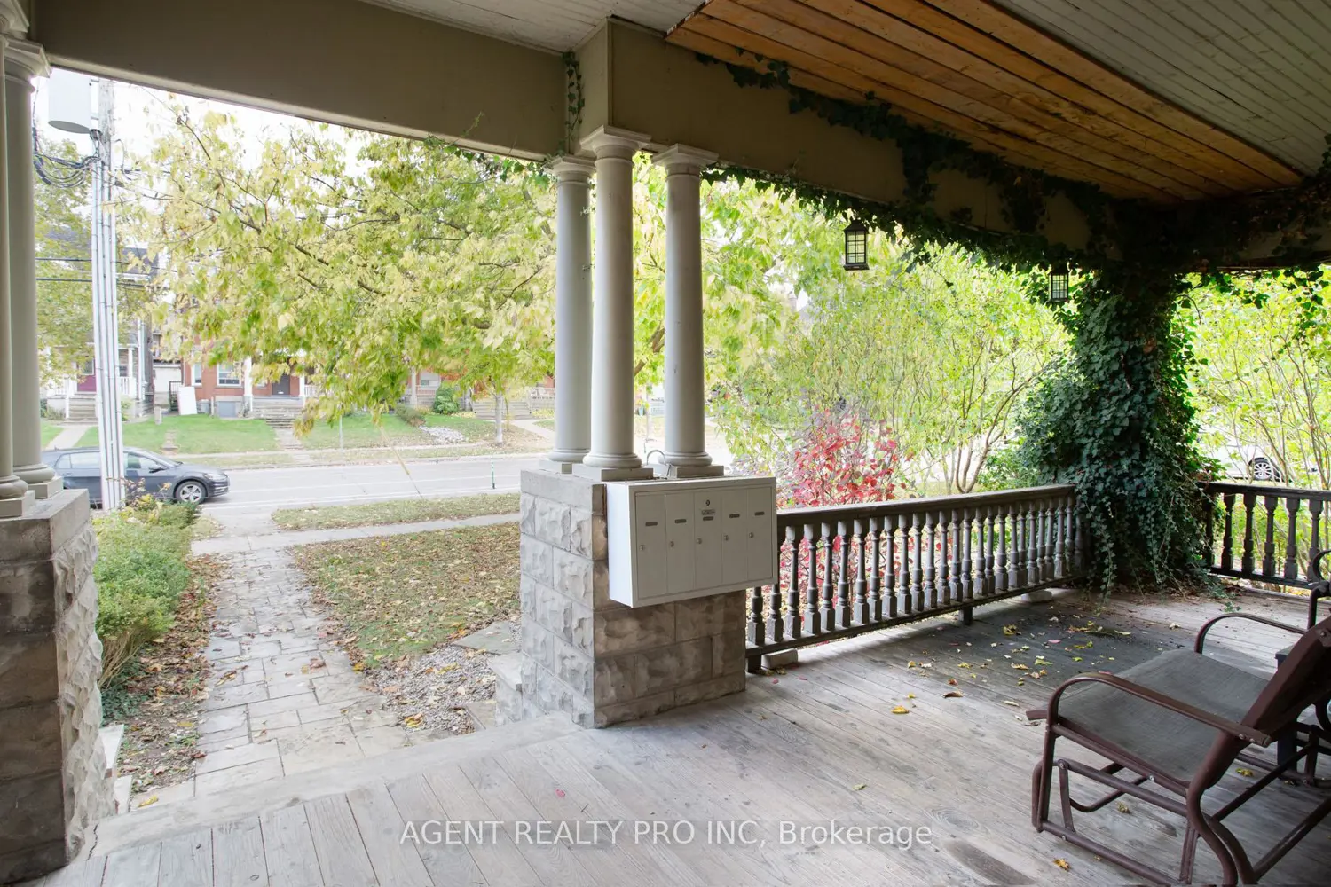 Additional image 17 of 302 Central Street