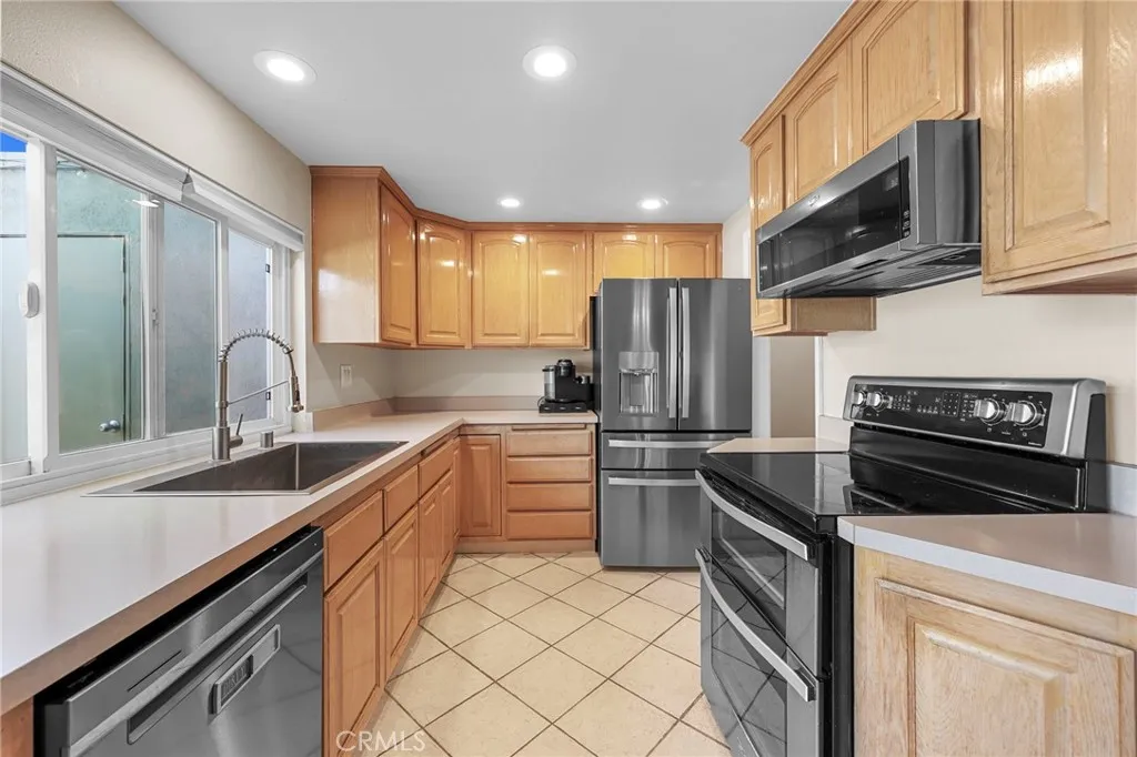 Additional image 40 of 4586 Larwin Ave, Cypress, CA 90630