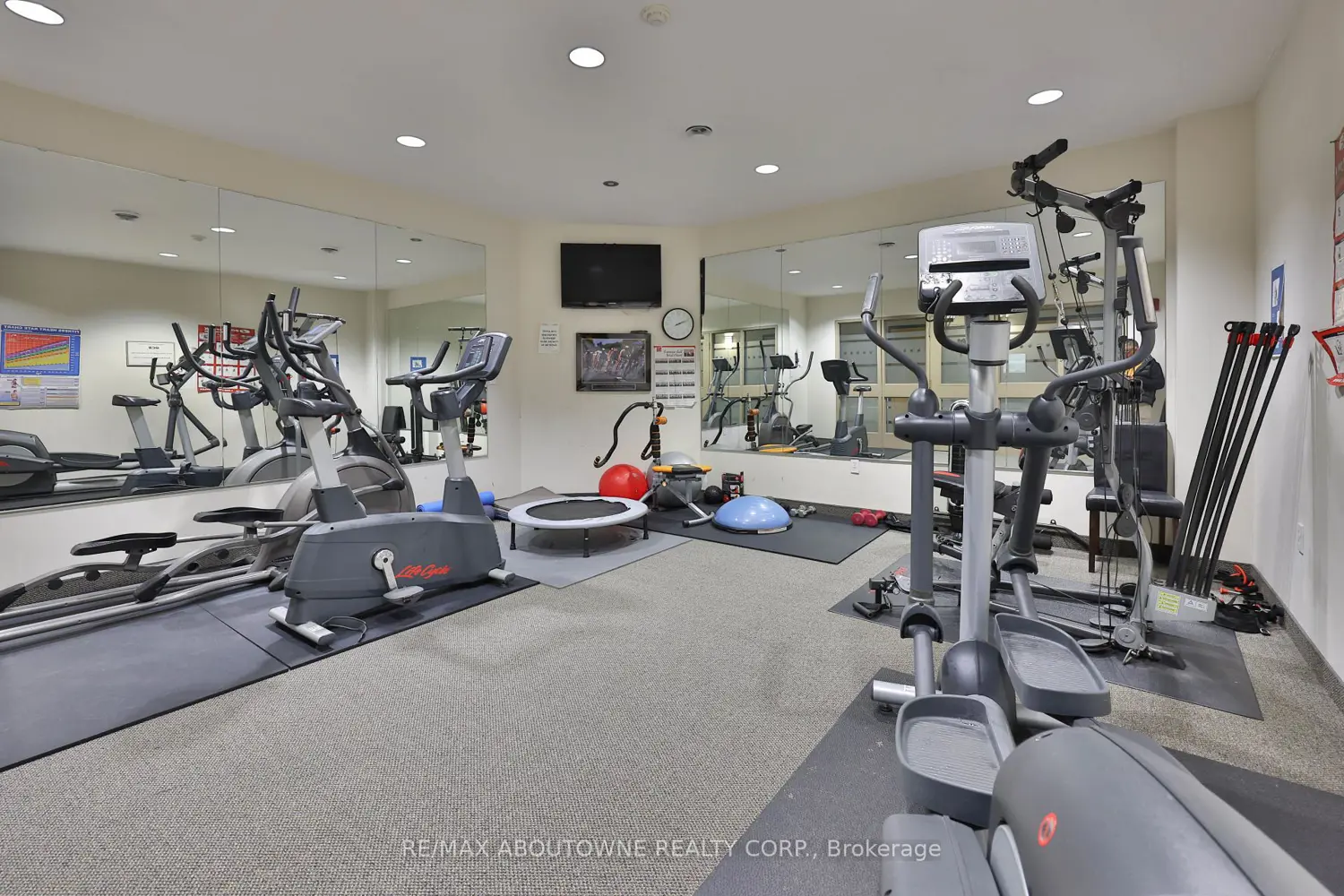 Additional image 17 of 1980 Imperial Way 509