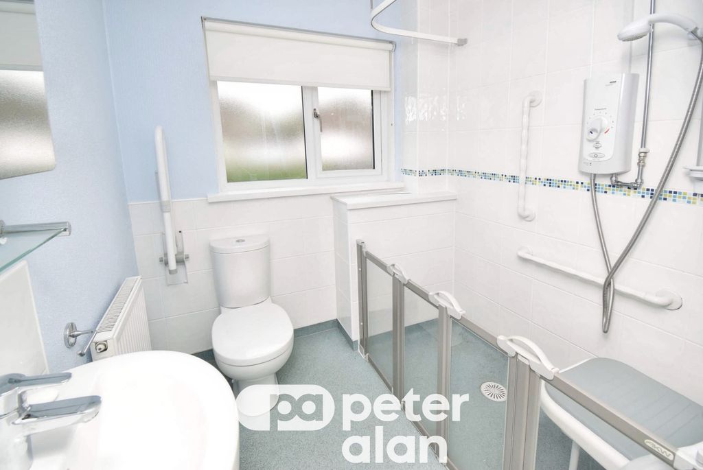 Additional image 9 of 3 bed semi-detached house to rentHeather Road, Newport NP19
