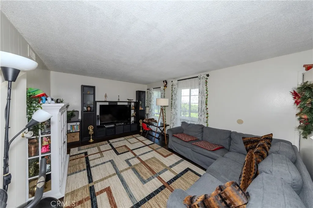 Additional image 9 of 1800 W Gramercy Ave, Anaheim, CA 92801