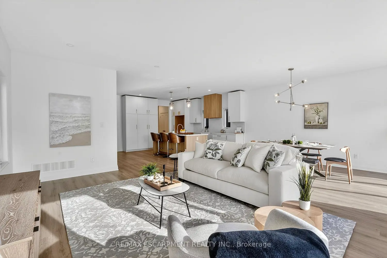 Additional image 9 of 8868 Angie Drive