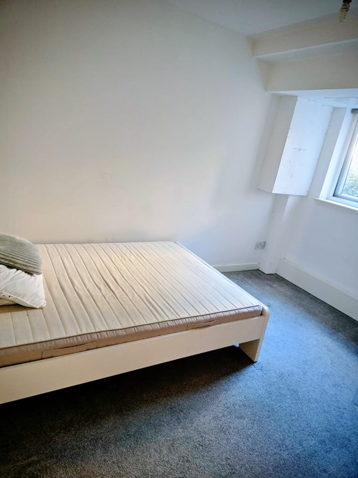 Additional image 2 of Room in a Shared Flat, Moir Street, G1, N1 7GU