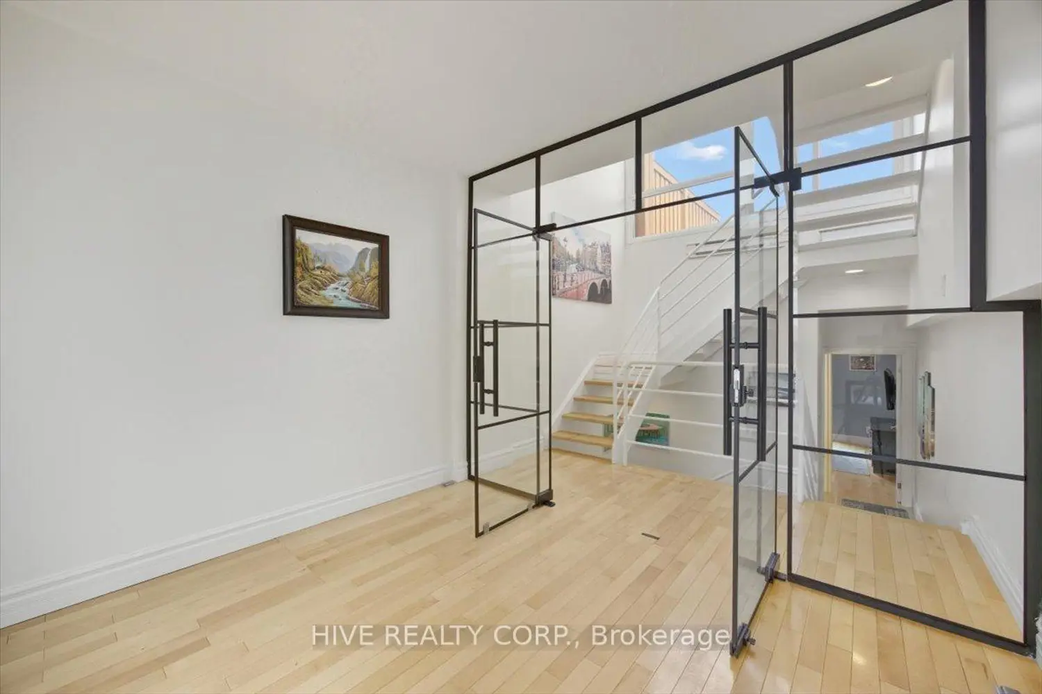 Additional image 12 of 957 Broadview Avenue D