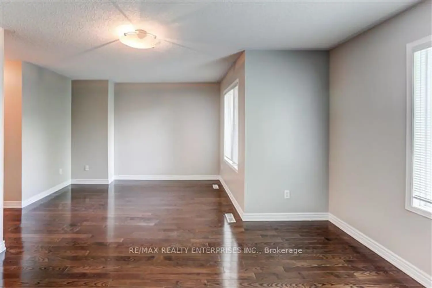 Additional image 8 of 1084 Queen Street 24B