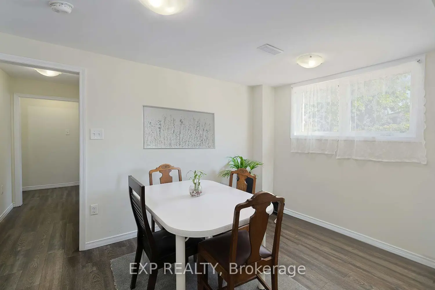 Additional image 5 of 2 Roslyn Road