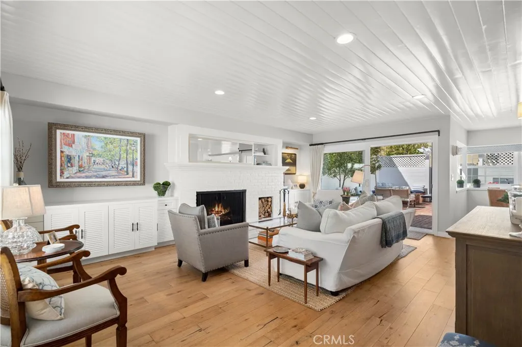 Additional image 4 of 213 Via Mentone, Newport Beach, CA 92663