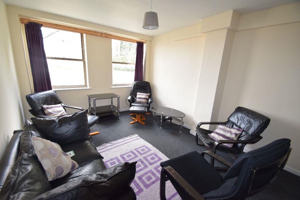 Additional image 10 of 7 bed flat to rentBellmans Yard, High Street, Newport TF10