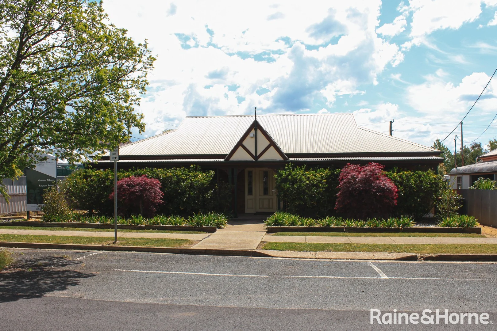 11 Short Street, Grenfell NSW 2810