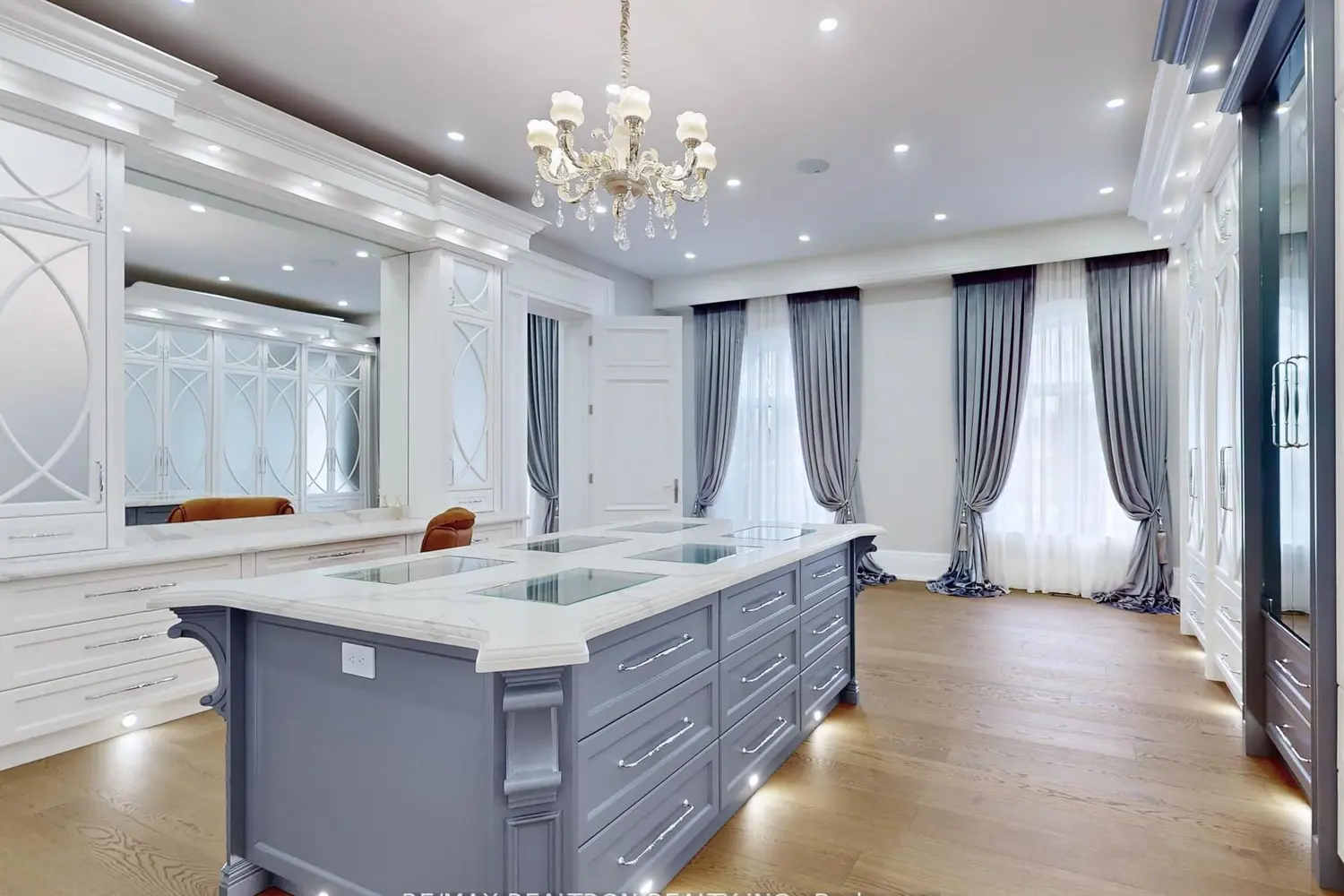 Additional image 14 of 14358 Bathurst Street