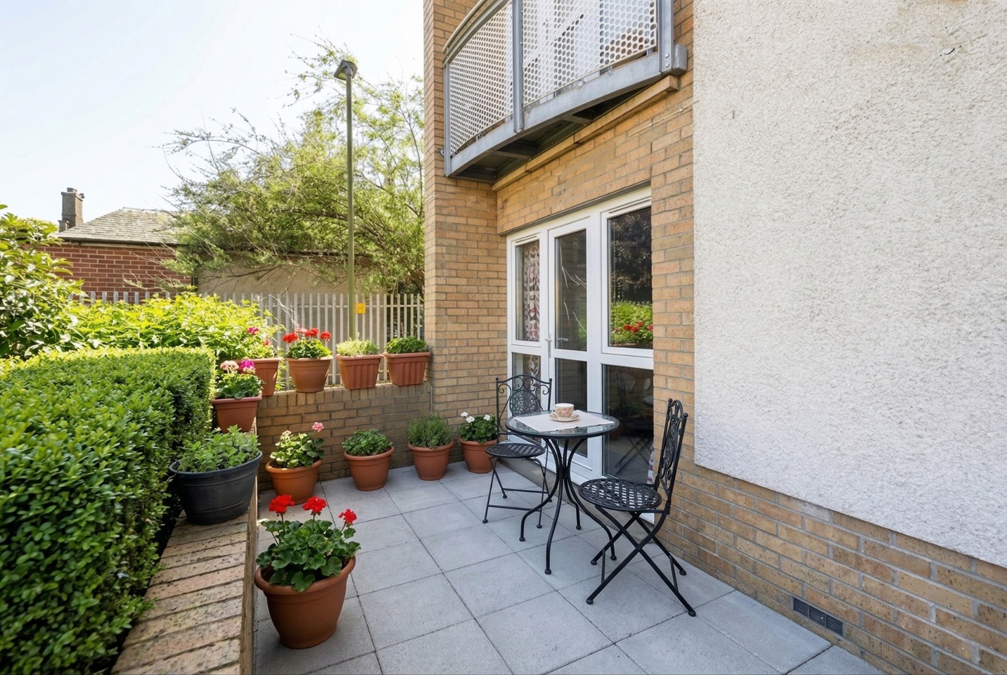 Additional image 3 of 2 Bed Flat, Stenhouse Gardens, EH11, N1 7GU