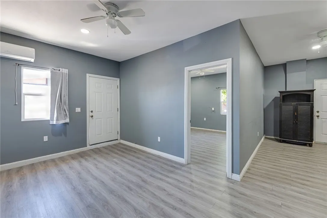 Additional image 87 of 184 Palmyra Dr, San Bernardino, CA 92404