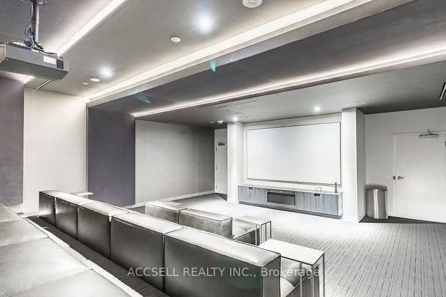 Additional image 17 of 3883 Quartz Road 306