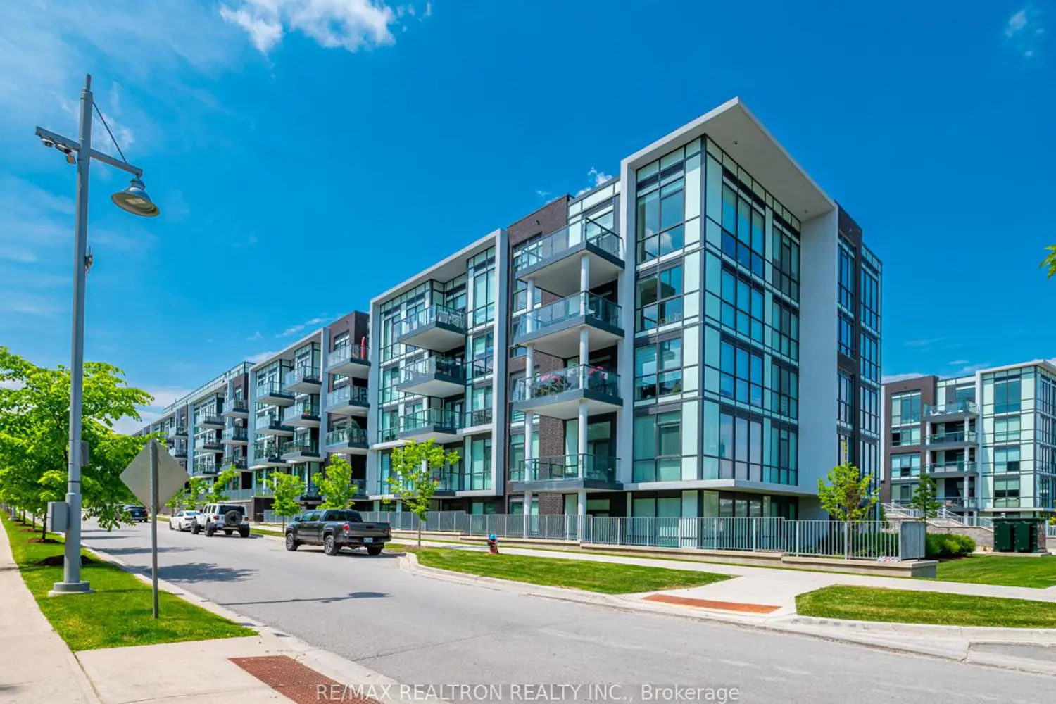 Additional image 20 of 415 Sea Ray Avenue G13