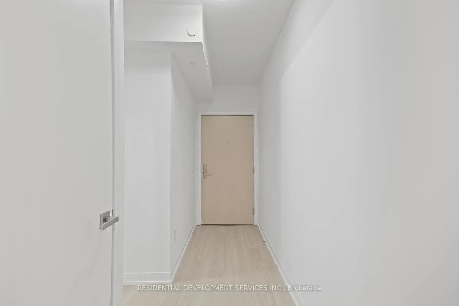 Additional image 6 of 500 Wilson Avenue 303