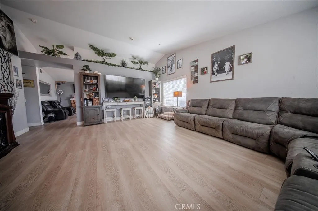 Additional image 6 of 2786 Plaza Serena Dr, Rialto, CA 92377